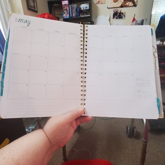 New never used 2021-2022 Academic yr Planner gold colored edges front corners - Picture 2 of 9